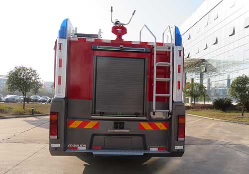 ZLF5190GXFPM80型泡沫消防车