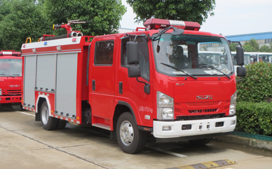 湖北江南举行大型消防车项目交付欢送仪式？